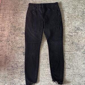 Good American Black Skinny Jeans size 8/29